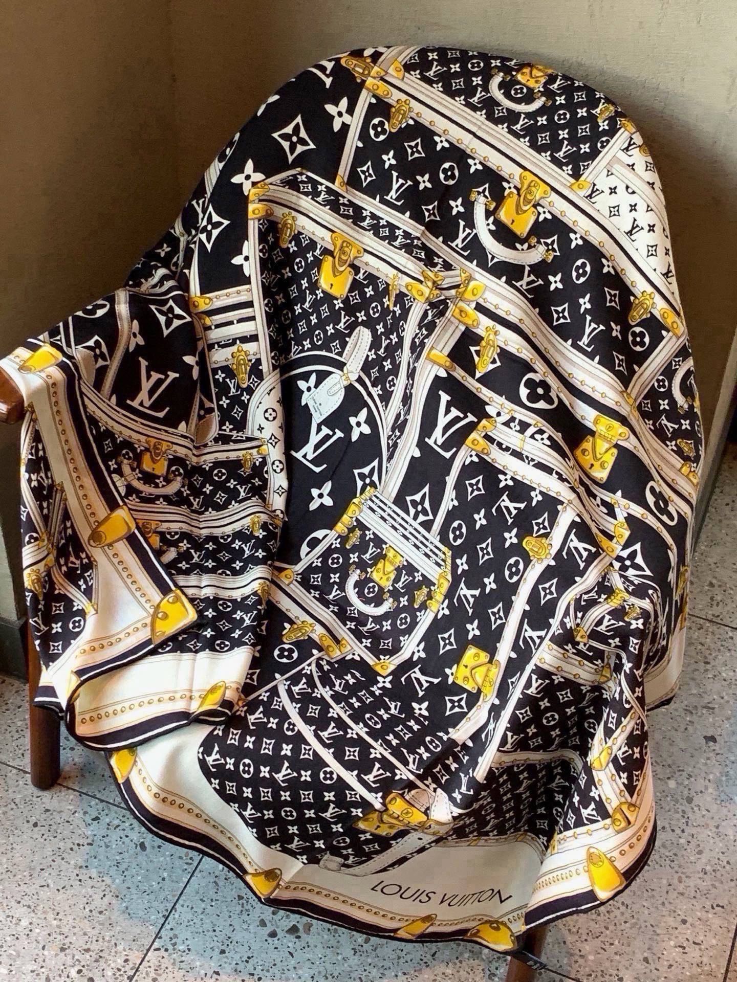 MY NEVERFULL 140丝绒方巾 【140顶级丝绒双面同色】 My Neverfull 丝绒方巾回溯 Never