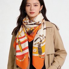 💟上新🆕💕手工卷边!羊绒和真丝混纺披肩(70%羊绒30%桑蚕丝)。 这款披肩采用经典山羊绒和真丝混纺面料,柔软轻盈,佩戴 💟上新🆕💕手工卷边!羊绒和真丝混纺披肩(70%羊绒30%桑蚕丝)。 这款披肩采用经典山羊绒和真丝混纺面料,柔软轻盈,佩戴