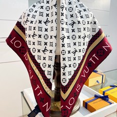 MONOGRAM SILHOUETTE 90双面丝巾 Monogram Silhouette 方巾为华美桑蚕丝融入 Mo MONOGRAM SILHOUETTE 90双面丝巾 Monogram Silhouette 方巾为华美桑蚕丝融入 Mo