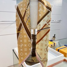 STRAP AND TRUNK SQUARE 90方巾 StraP And Trunk Square 方巾致敬品牌制箱传 STRAP AND TRUNK SQUARE 90方巾 StraP And Trunk Square 方巾致敬品牌制箱传