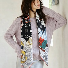 VIVIENNE WINTER HOLIDAY 90双面方巾 Vivienne Winter Holiday 方巾取材丰 VIVIENNE WINTER HOLIDAY 90双面方巾 Vivienne Winter Holiday 方巾取材丰