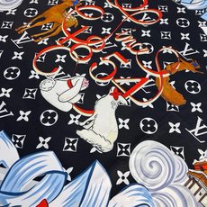 VIVIENNE WINTER HOLIDAY 90双面方巾 Vivienne Winter Holiday 方巾取材丰 VIVIENNE WINTER HOLIDAY 90双面方巾 Vivienne Winter Holiday 方巾取材丰
