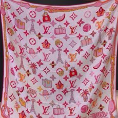🆕 LV x TM 140披肩 【140顶级丝绒双面同色披肩】 本款L Multicolor披肩出自路易威登与知名日本 🆕 LV x TM 140披肩 【140顶级丝绒双面同色披肩】 本款L Multicolor披肩出自路易威登与知名日本