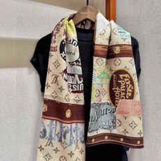 🆕 【LV】上新❤️ 路易威登 一款值得品细节的高货 抠细节,从一个小块的配色去打败市场货 140方巾 二个配色 🆕 【LV】上新❤️ 路易威登 一款值得品细节的高货 抠细节,从一个小块的配色去打败市场货 140方巾 二个配色