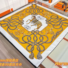 🆕 “鞍马”90双面真丝方巾 手工卷边真丝(100%桑蚕丝)。 这款爱马仕迷人的90方巾令您散发内在优雅和从容自信。 🆕 “鞍马”90双面真丝方巾 手工卷边真丝(100%桑蚕丝)。 这款爱马仕迷人的90方巾令您散发内在优雅和从容自信。