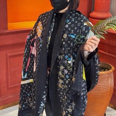 🆕 会发光发亮的围巾25年新品🌈上新 专柜同步材质 LV x TM Monogram Su🆕 Perflat Flo 🆕 会发光发亮的围巾25年新品🌈上新 专柜同步材质 LV x TM Monogram Su🆕 Perflat Flo