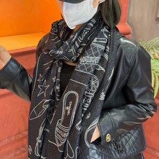 🆕 新款💖💖💃🏻💃🏻小香【会发光发亮的小香鞋包羊绒长巾】‼️抢‼️VI🆕 P推荐 ‼️👍下手一定要快【高端 大爱 ‼ 🆕 新款💖💖💃🏻💃🏻小香【会发光发亮的小香鞋包羊绒长巾】‼️抢‼️VI🆕 P推荐 ‼️👍下手一定要快【高端 大爱 ‼