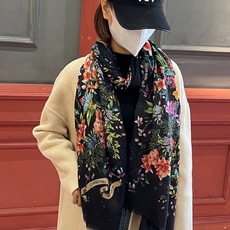 🆕 会发光发亮的围巾💃🏻💃🏻D家【D花香明媚】‼️抢‼️VI🆕 P推荐 ‼️👍下手一定要快【高端 大爱 ‼️纯羊绒 🆕 会发光发亮的围巾💃🏻💃🏻D家【D花香明媚】‼️抢‼️VI🆕 P推荐 ‼️👍下手一定要快【高端 大爱 ‼️纯羊绒
