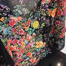 🆕 会发光发亮的围巾💃🏻💃🏻D家【D花香明媚】‼️抢‼️VI🆕 P推荐 ‼️👍下手一定要快【高端 大爱 ‼️纯羊绒 🆕 会发光发亮的围巾💃🏻💃🏻D家【D花香明媚】‼️抢‼️VI🆕 P推荐 ‼️👍下手一定要快【高端 大爱 ‼️纯羊绒