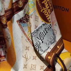 🆕 【LV】上新❤️ 路易威登 一款值得品细节的高货 抠细节,从一个小块的配色去打败市场货 140方巾 二个配色 🆕 【LV】上新❤️ 路易威登 一款值得品细节的高货 抠细节,从一个小块的配色去打败市场货 140方巾 二个配色