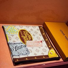 🆕 【LV】上新❤️ 路易威登 一款值得品细节的高货 抠细节,从一个小块的配色去打败市场货 140方巾 二个配色 🆕 【LV】上新❤️ 路易威登 一款值得品细节的高货 抠细节,从一个小块的配色去打败市场货 140方巾 二个配色