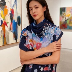 🆕 ❤ 双面同色【▪️卓尔不凡,高级有气场!!】非常抬人,带点故事的精彩!永远加分的hermes艺术单品!美中有趣味 🆕 ❤ 双面同色【▪️卓尔不凡,高级有气场!!】非常抬人,带点故事的精彩!永远加分的hermes艺术单品!美中有趣味