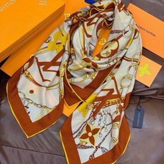 🆕 LV x TM 140披肩 【140顶级丝绒双面同色披肩】 本款L Multicolor披肩出自路易威登与知名日本 🆕 LV x TM 140披肩 【140顶级丝绒双面同色披肩】 本款L Multicolor披肩出自路易威登与知名日本