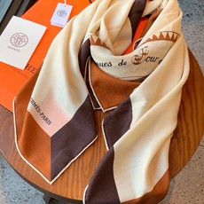 🆕 上新❤️ 【▪️摩登重磅圈C位!官网已断货,各种加价都巨难买!!!Hermes 秋冬首款140羊绒真丝围巾!! 🆕 上新❤️ 【▪️摩登重磅圈C位!官网已断货,各种加价都巨难买!!!Hermes 秋冬首款140羊绒真丝围巾!!