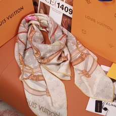 🆕 LV x TM 140披肩 【140顶级丝绒双面同色披肩】 本款L Multicolor披肩出自路易威登与知名日本 🆕 LV x TM 140披肩 【140顶级丝绒双面同色披肩】 本款L Multicolor披肩出自路易威登与知名日本