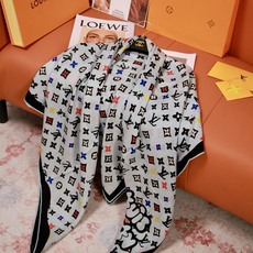 🆕 LV x TM 140披肩 【140顶级丝绒双面同色披肩】 本款L Multicolor披肩出自路易威登与知名日本 🆕 LV x TM 140披肩 【140顶级丝绒双面同色披肩】 本款L Multicolor披肩出自路易威登与知名日本