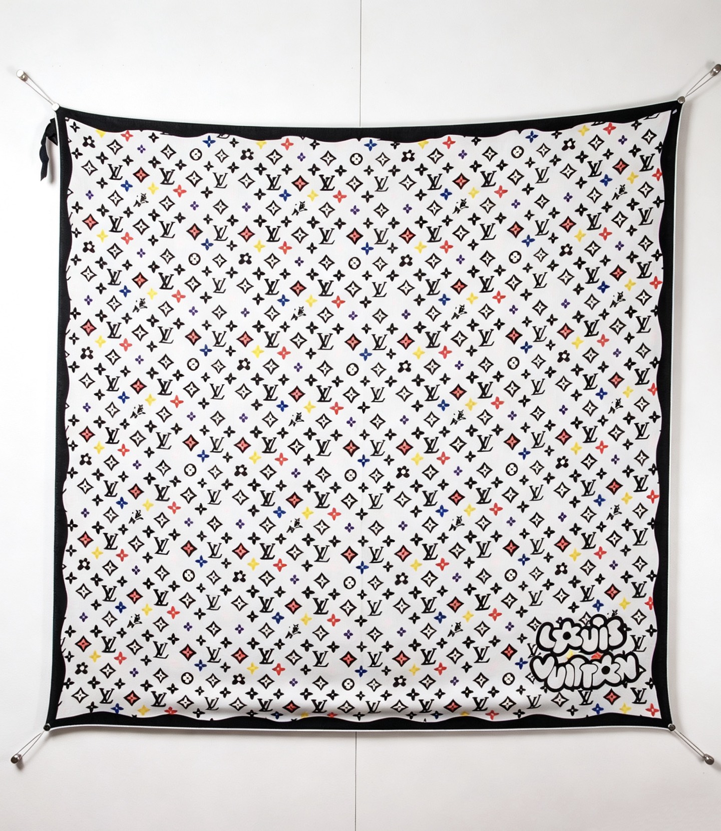 🆕 LV x TM 140披肩 【140顶级丝绒双面同色披肩】 本款L Multicolor披肩出自路易威登与知名日本 🆕 LV x TM 140披肩 【140顶级丝绒双面同色披肩】 本款L Multicolor披肩出自路易威登与知名日本