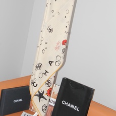 🆕 Chanel 🌊✨🐚💙Coco Beach 140双面丝绒披肩 26秋冬新品~ 被它的印花治愈,Coco Bea 🆕 Chanel 🌊✨🐚💙Coco Beach 140双面丝绒披肩 26秋冬新品~ 被它的印花治愈,Coco Bea