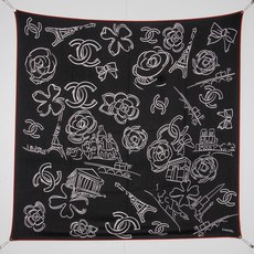 🆕 Chanel ~山茶花、口红、经典双C组合设计 140双面丝绒披肩~26秋冬新品 手工卷边丝绒方巾(30%桑蚕丝 🆕 Chanel ~山茶花、口红、经典双C组合设计 140双面丝绒披肩~26秋冬新品 手工卷边丝绒方巾(30%桑蚕丝