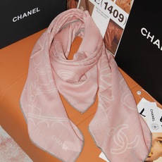🆕 Chanel ~山茶花、口红、经典双C组合设计 140双面丝绒披肩~26秋冬新品 手工卷边丝绒方巾(30%桑蚕丝 🆕 Chanel ~山茶花、口红、经典双C组合设计 140双面丝绒披肩~26秋冬新品 手工卷边丝绒方巾(30%桑蚕丝