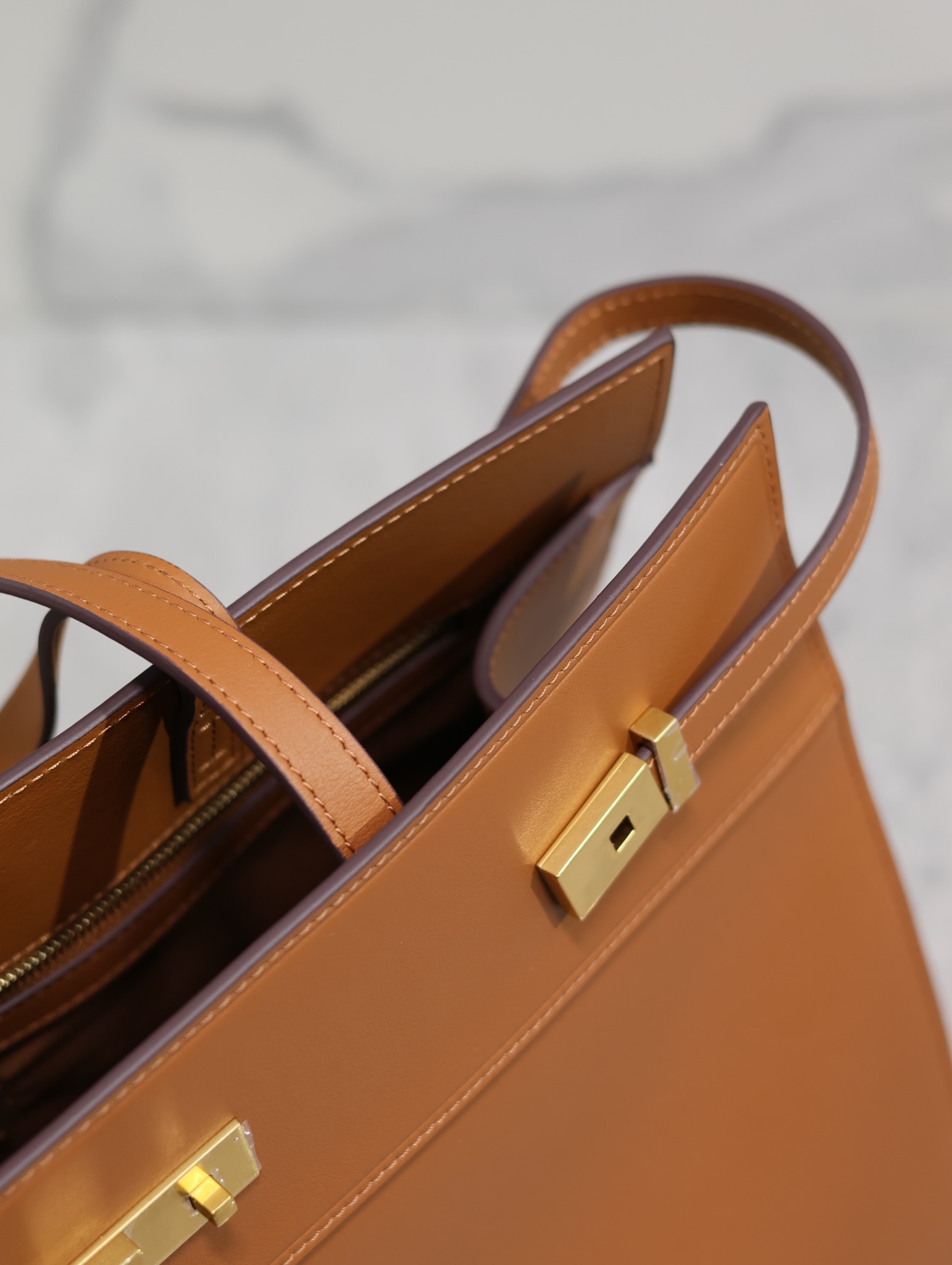 Saint Laurent Details po caramel color