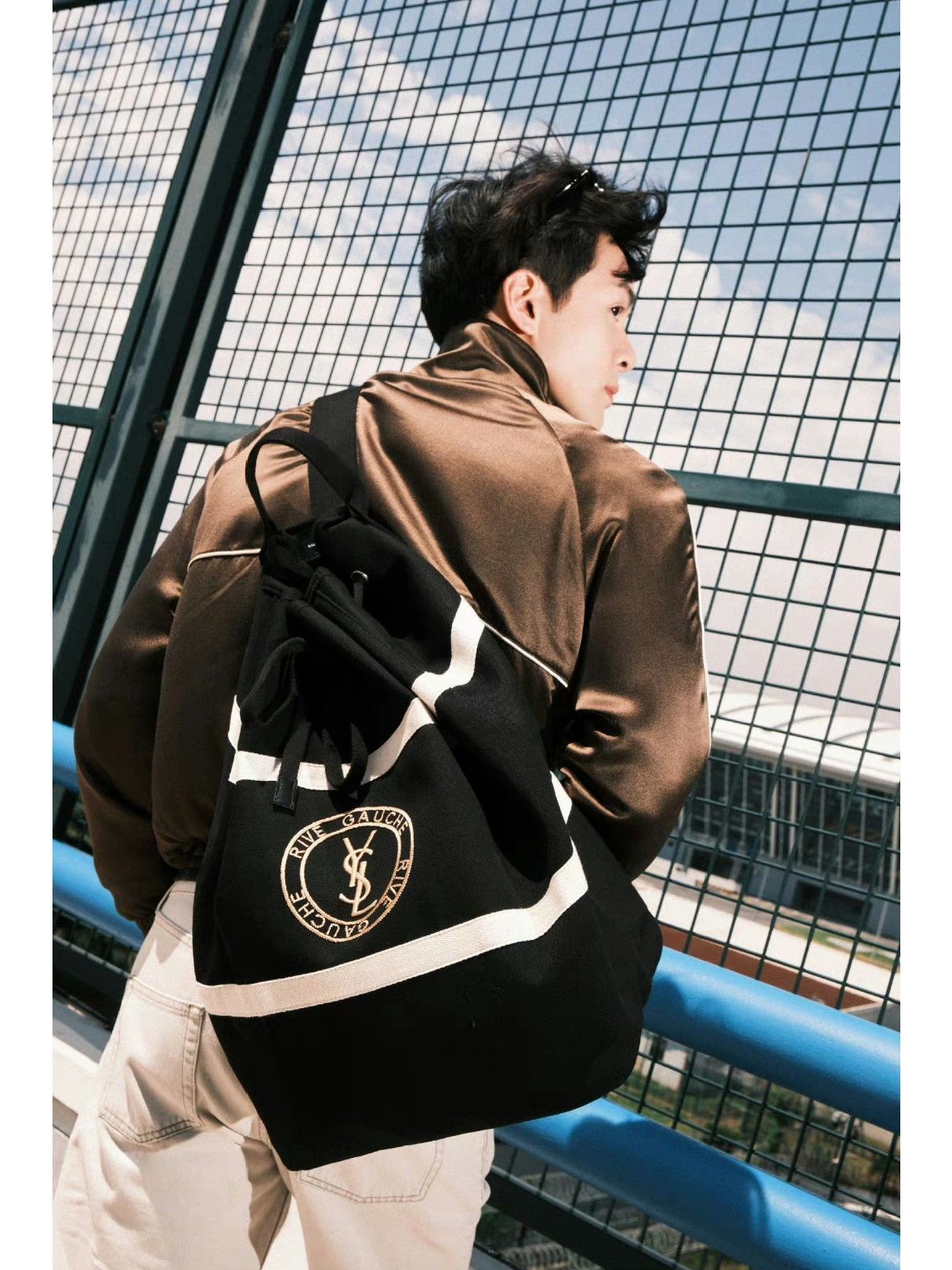 NO:388428,Zeng Shunxi/Zeng Qiming/Zhang Youhao In RIVE GAUCHE canvas shoulder bag, Saint Laurent, saint laurent, shoulder bags19860909曾舜晞/曾启鸣/张宥浩 In RIVE GAUCHE帆布单肩包,圣罗兰,saint laurent,shoulder bags,Bag