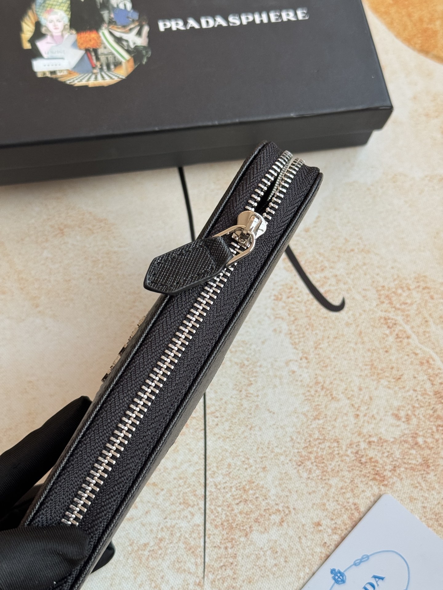 ZPクラシック単拉链財布 - 高級イタリアンレザー製