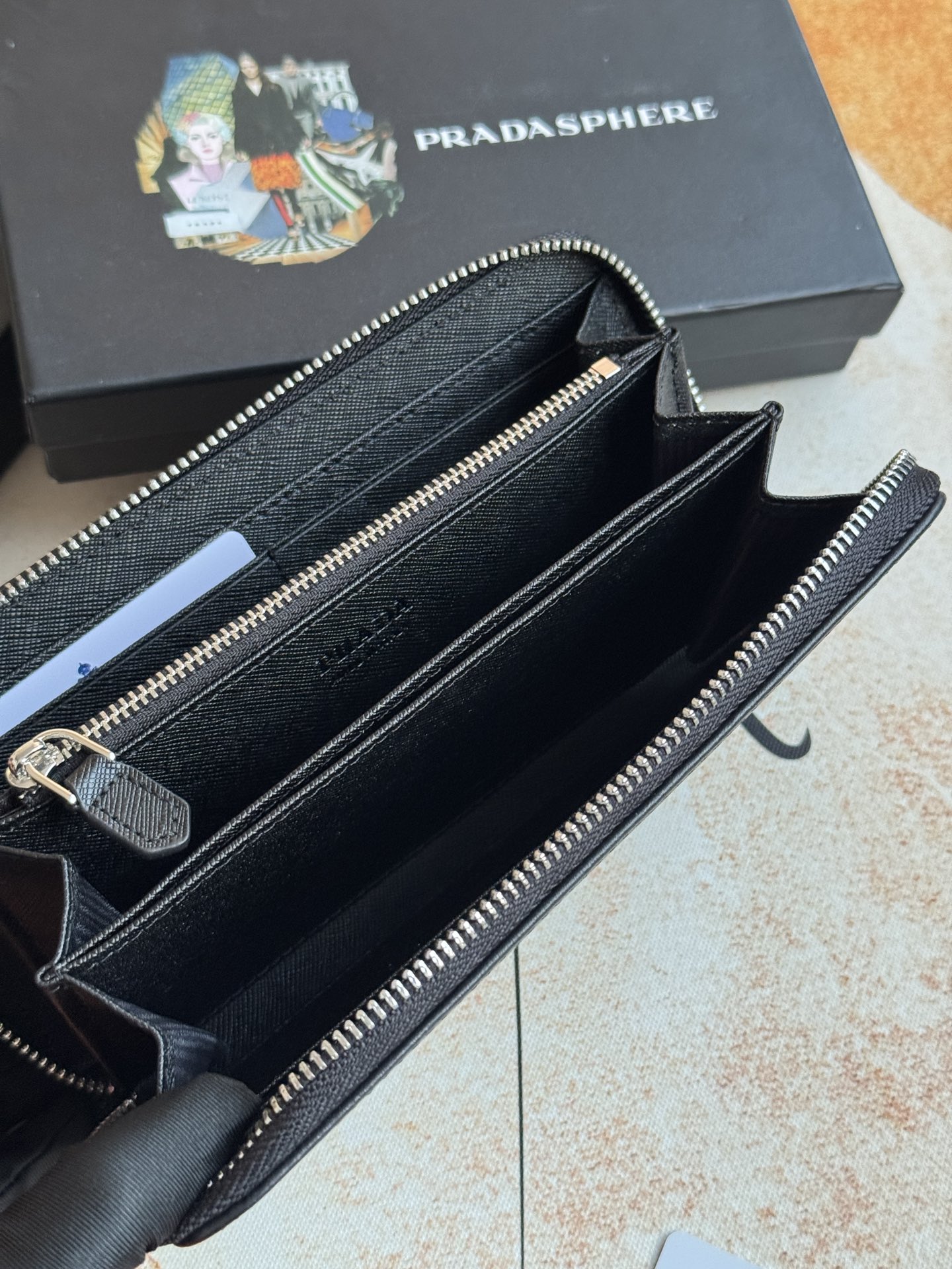 ZPクラシック小型単拉链財布 - イタリア製高品質レザー