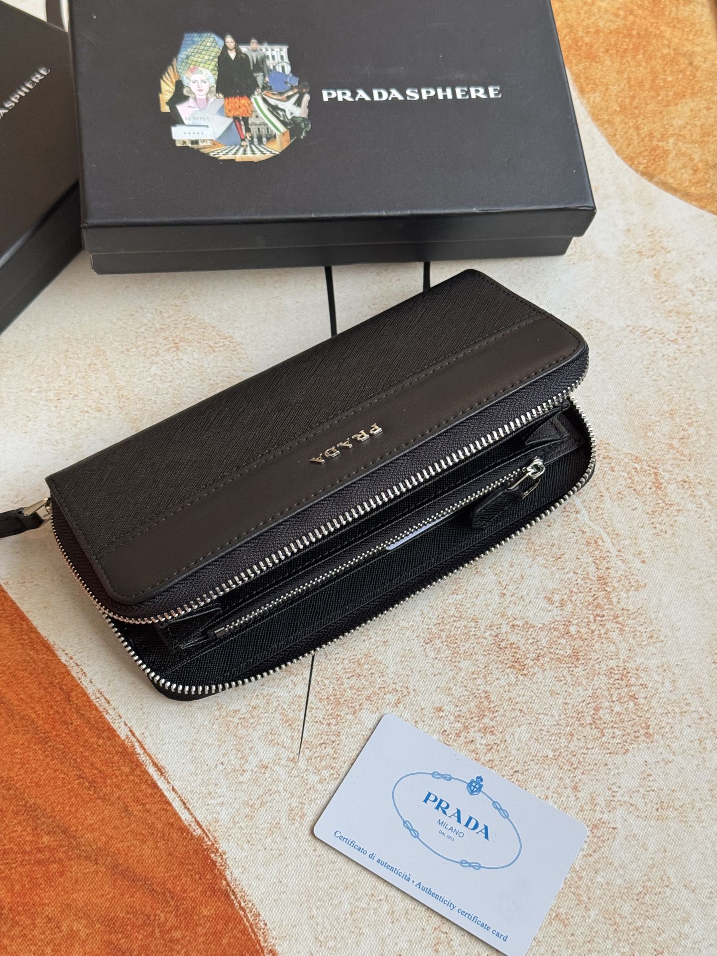 ZPクラシック小型単拉链財布 - イタリア製高品質レザー