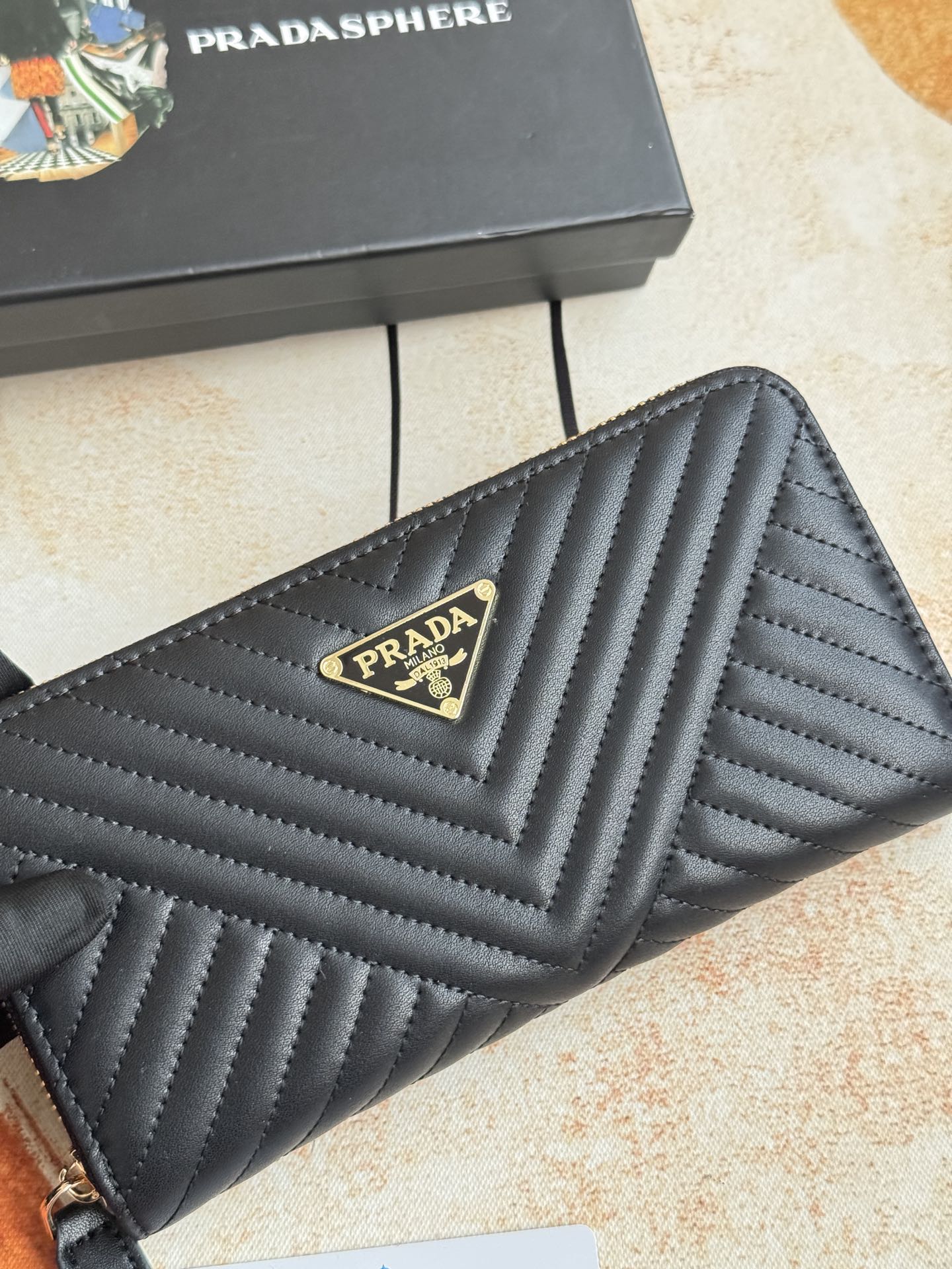 ZPクラシック小型ラウンドファスナー財布 - イタリア製牛皮使用