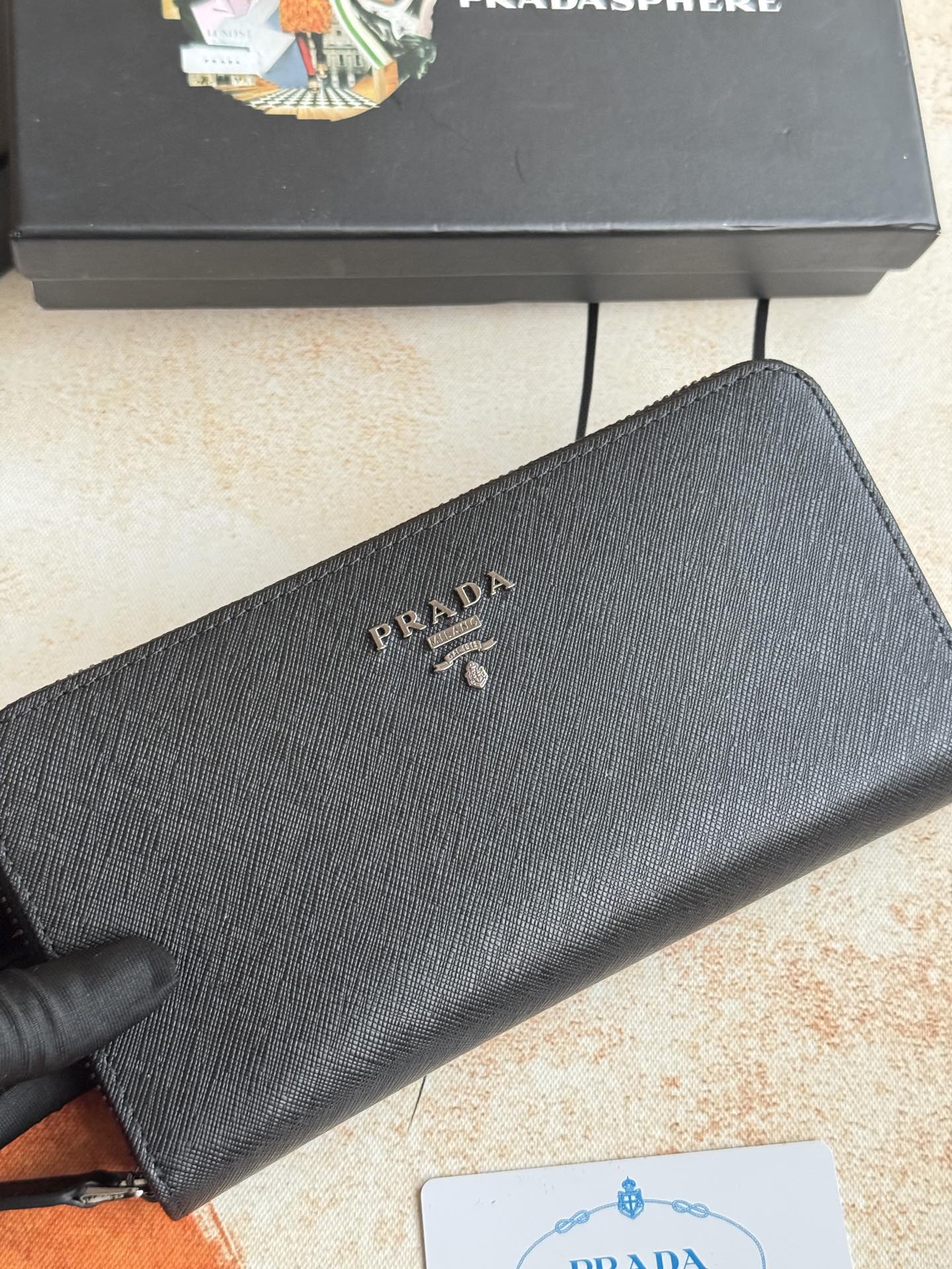 ZPクラシック小型ラウンドジッパー財布 - イタリア製高級牛皮使用