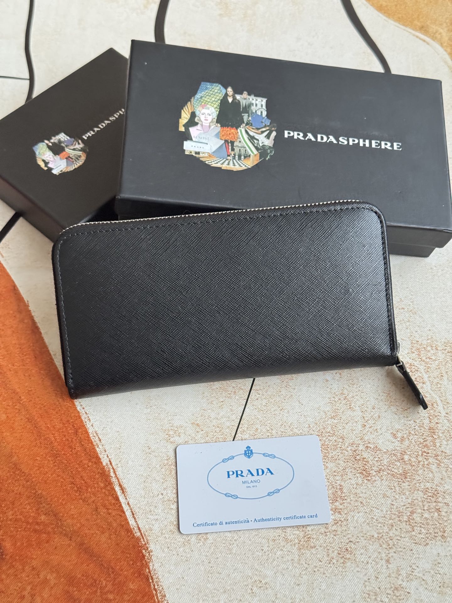 ZPクラシックデザイン小型ラウンドジッパー財布 - イタリア製牛革使用