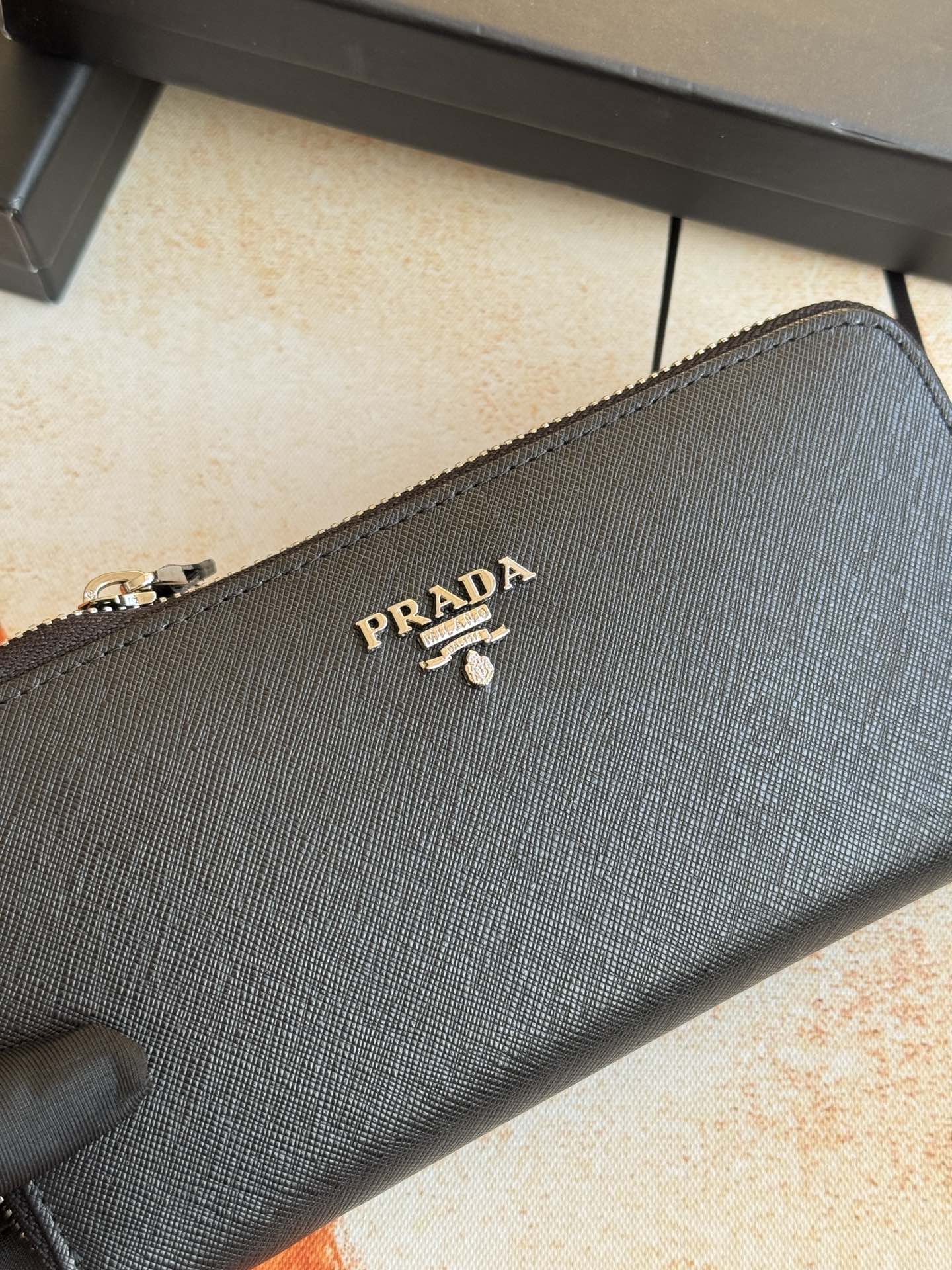 ZPクラシック単拉链財布 - イタリア製高品質レザー