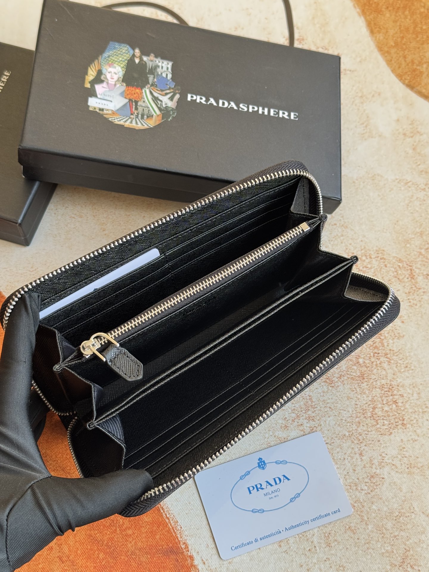 ZPクラシック単拉链財布 - イタリア製高品質レザー