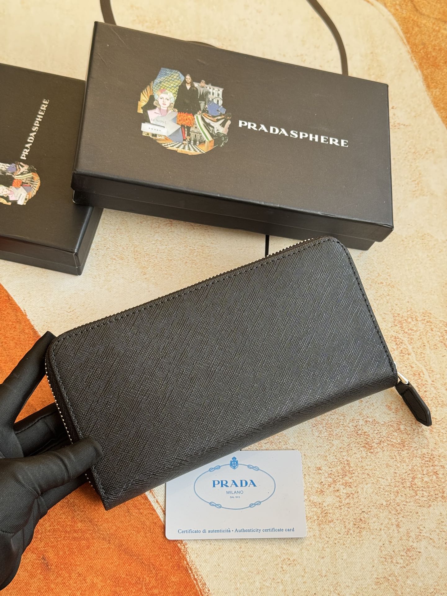 ZPクラシック小型ラウンドジッパー財布 - イタリア製レザー使用