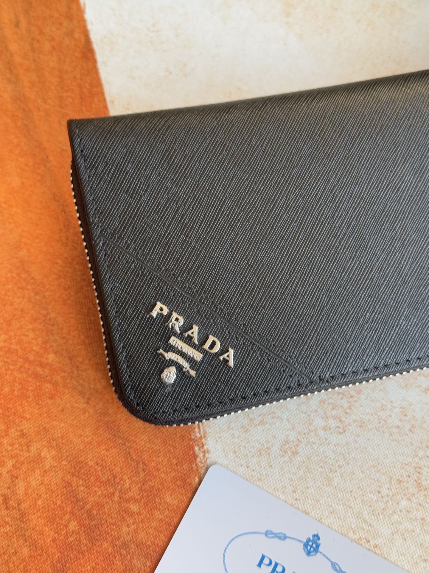 ZPクラシック小型ラウンドジッパー財布 - イタリア製牛革使用