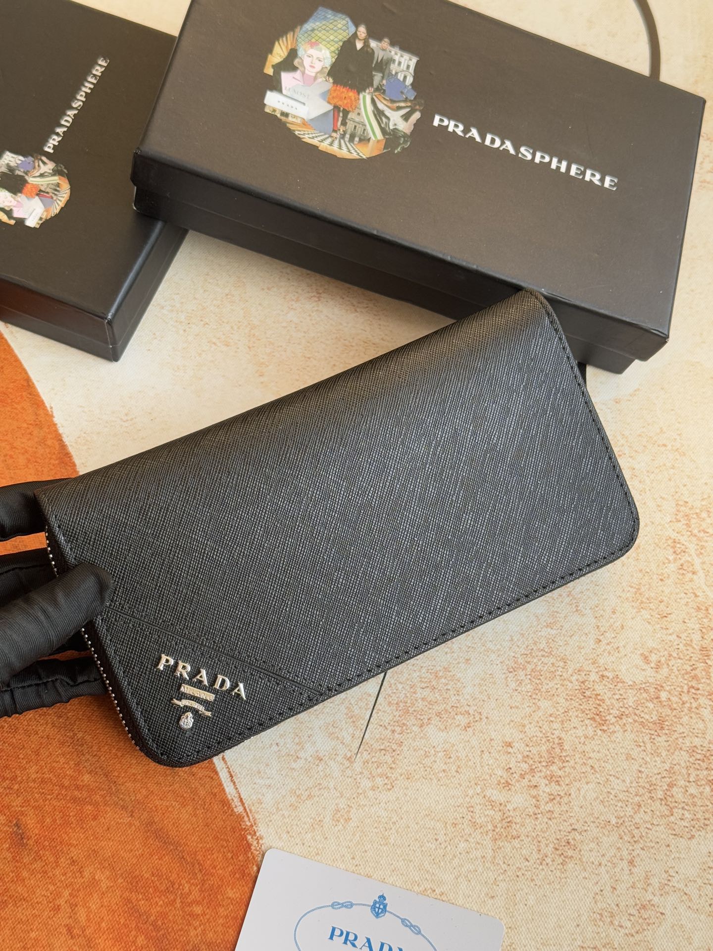 ZPクラシック小型ラウンドジッパー財布 - イタリア製牛革使用