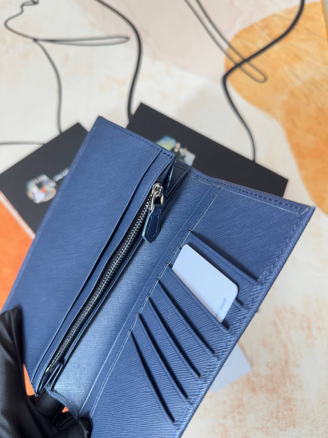 ZPクラシックスーツクリップ財布 - シンプルでスタイリッシュなブルー