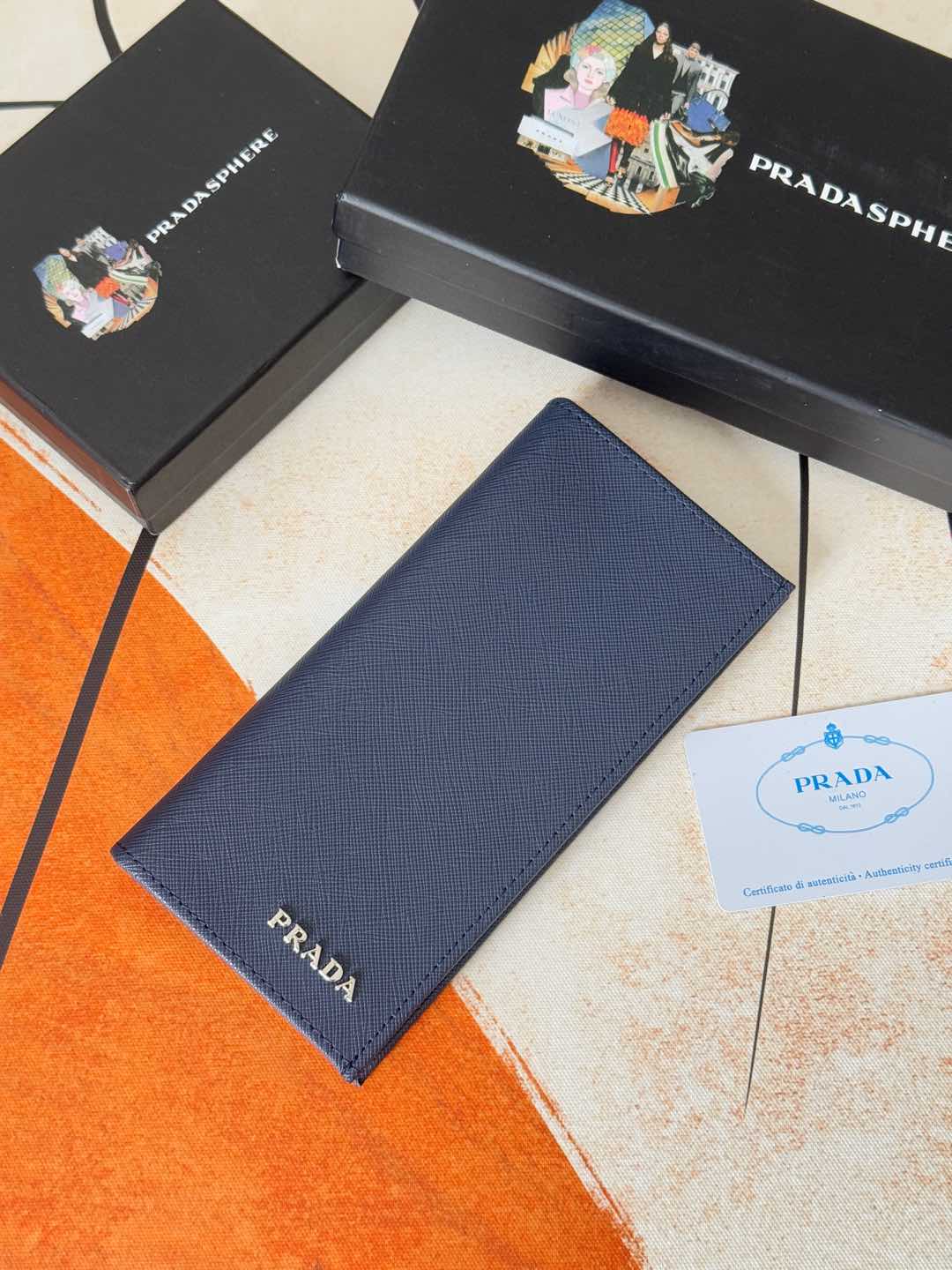 ZPクラシック西装夹財布 - シンプルでスタイリッシュなデザイン