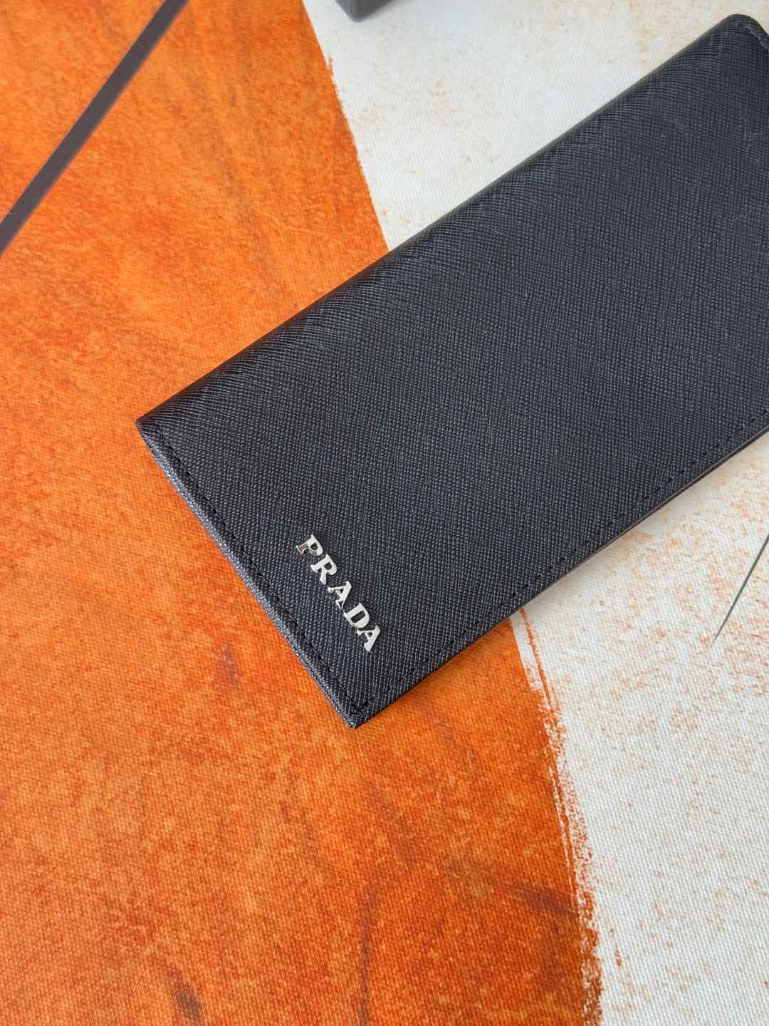 ZPクラシック西装夹財布 - 高級イタリアンレザー使用