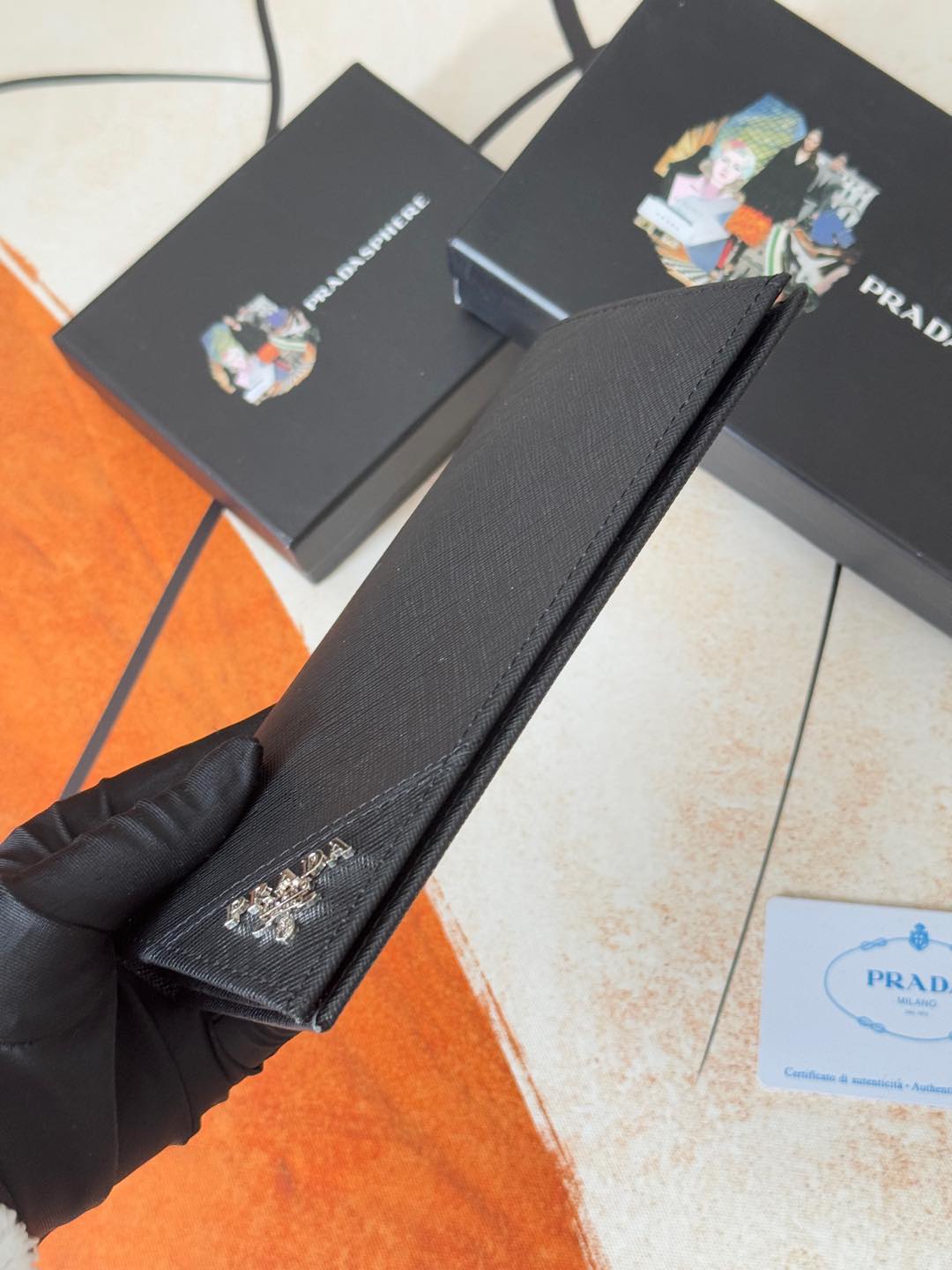 クラシックな西装夹財布 - 上質なイタリア製牛皮使用