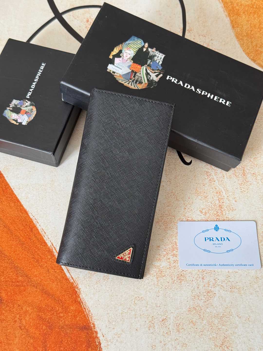 ZPクラシック西装夹財布 - シンプルでスタイリッシュなデザイン