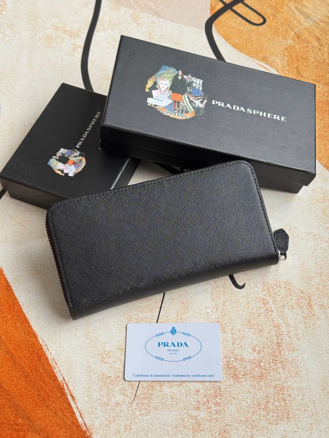 ZPクラシック小型単拉链財布 - イタリア製高級牛皮