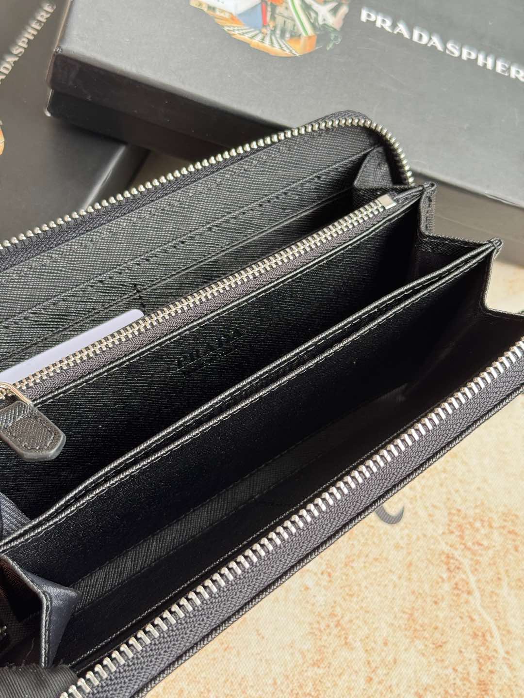 ZPクラシック小型単拉链財布 - イタリア製高級牛皮