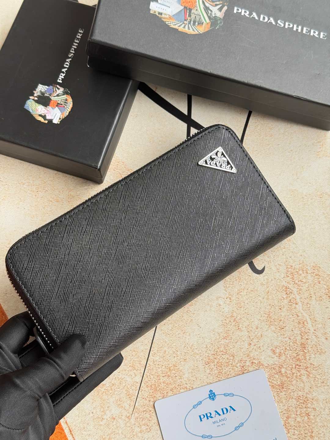 ZPクラシック小型単ラウンドファスナー財布 - イタリア製牛皮使用