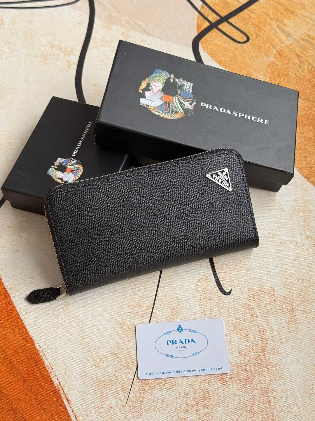 ZPクラシック小型単ラウンドファスナー財布 - イタリア製牛皮使用