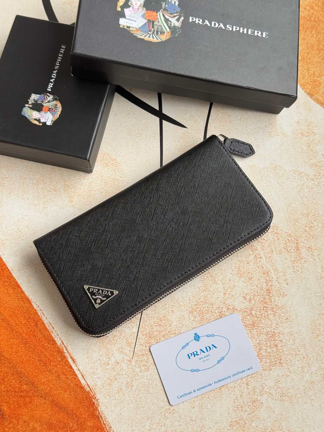 ZPクラシック小型単ラウンドファスナー財布 - イタリア製牛皮使用