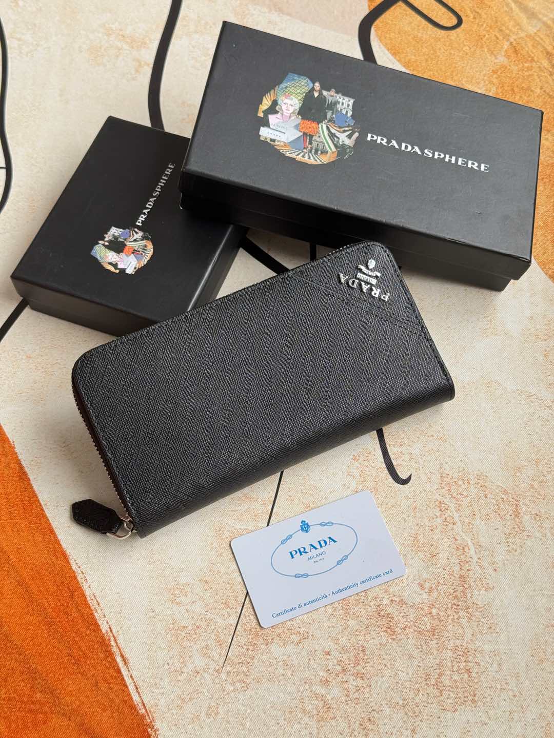 ZPクラシック小型シングルファスナーワレット - イタリアンレザー製