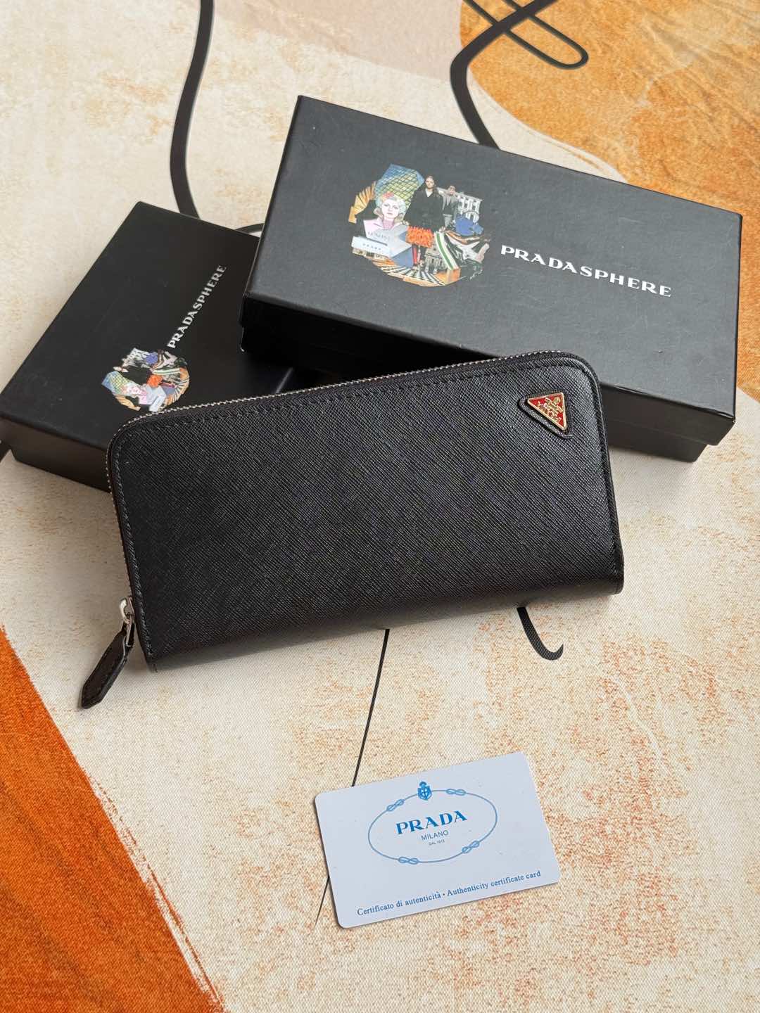 ZPクラシック小型単ラウンドファスナー財布 - イタリア製牛皮使用