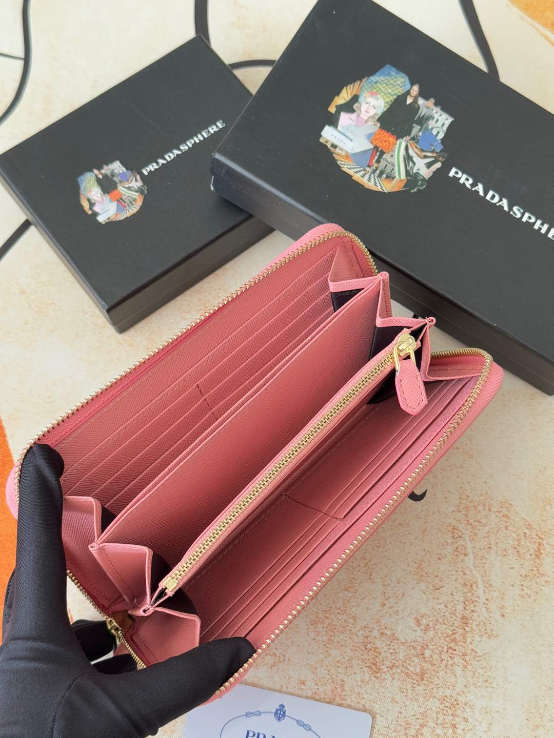 ZPクラシック小型単拉链財布 - イタリア製高級牛皮使用